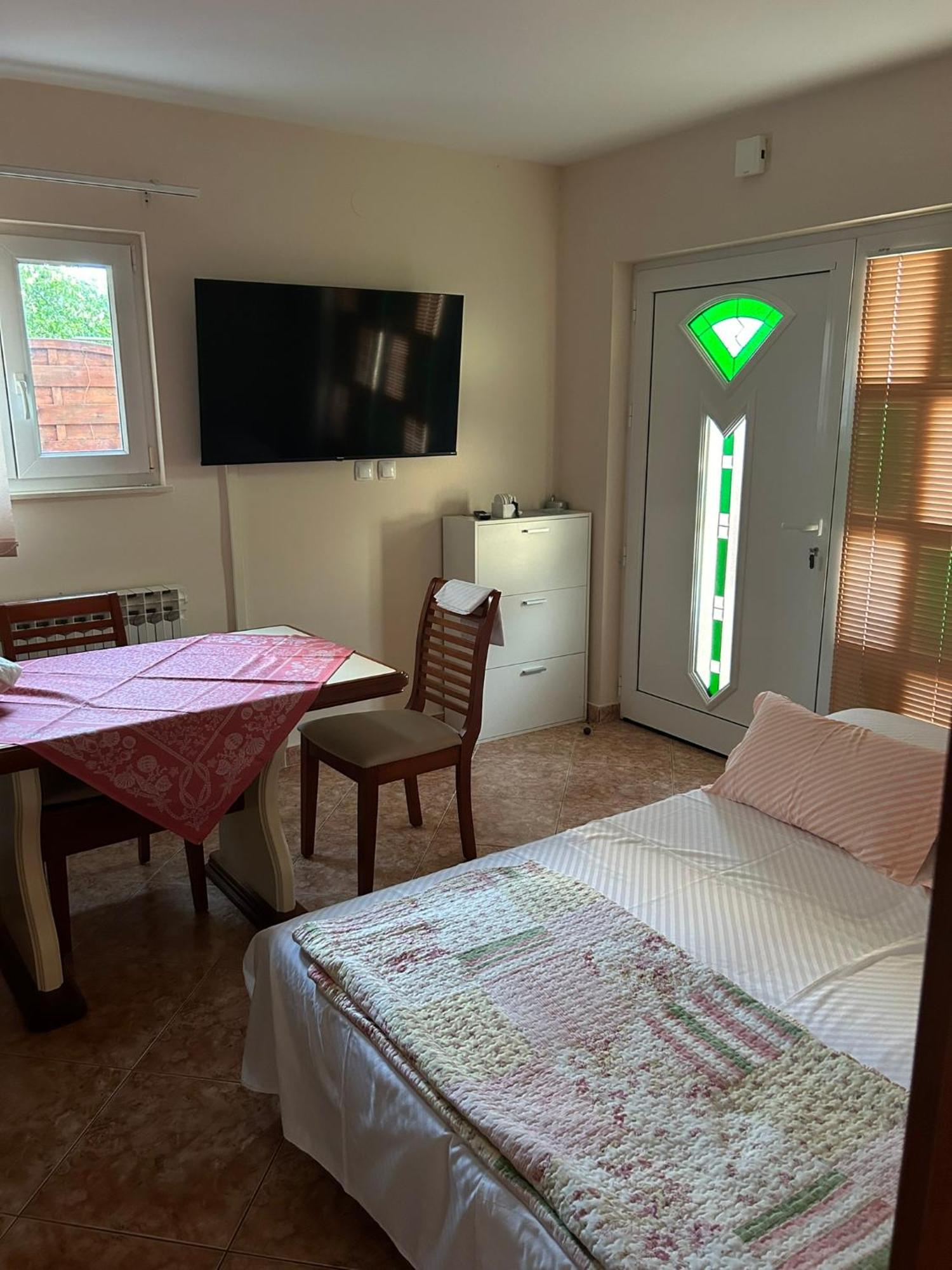 Apartman Strk Sukošan Esterno foto
