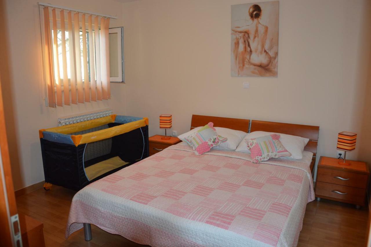 Apartman Strk Sukošan Esterno foto